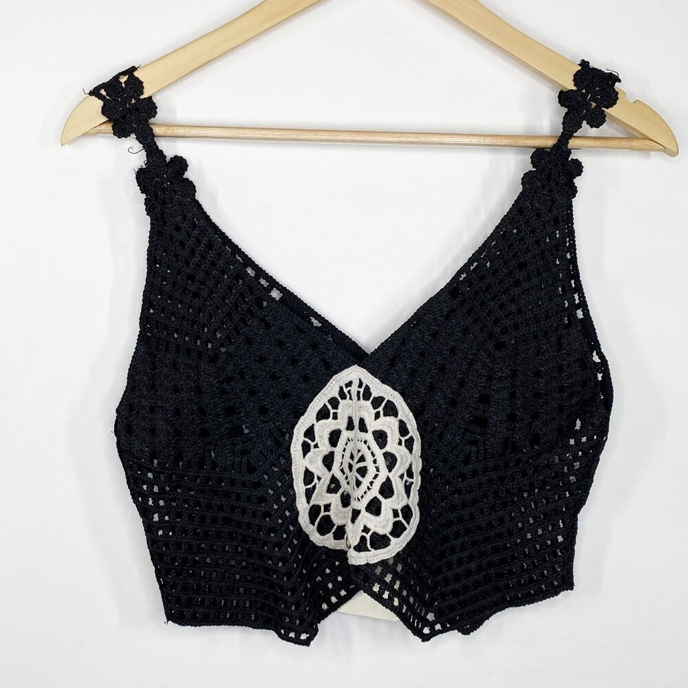 LF Native Rose Black Cream Crochet Tank Top Women's Size Small/Medium S/M NWT